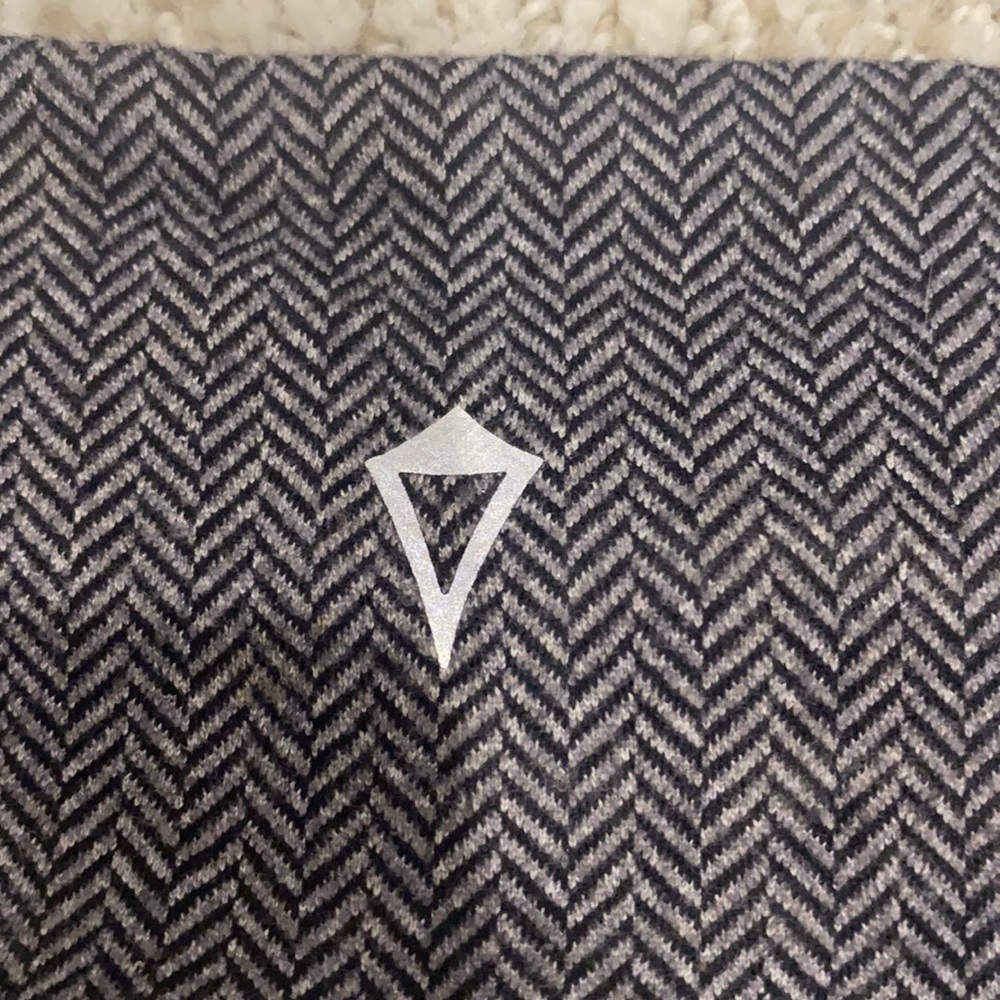 IVIVVA headband *RARE* - Picture 2 of 3